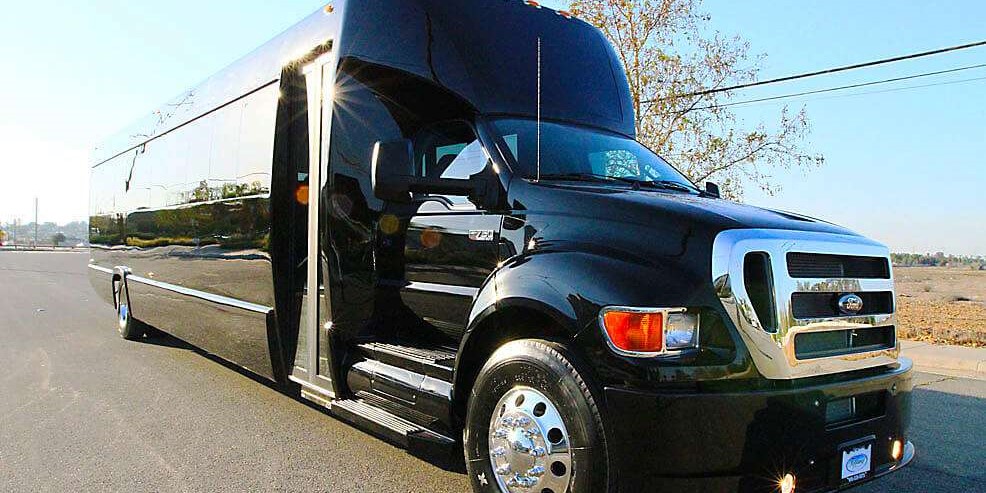 39_luxury_shuttle